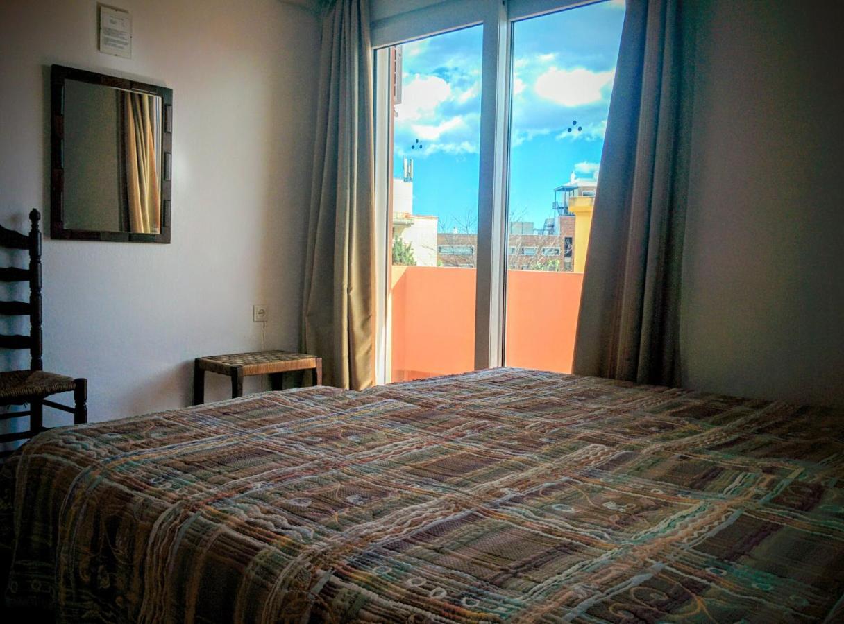 Hostal La Palmera Torremolinos Eksteriør billede