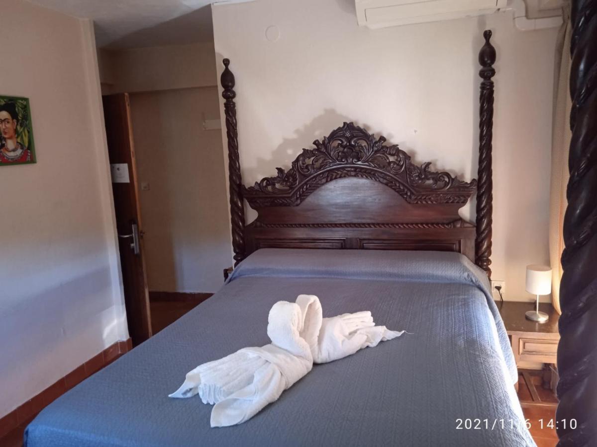 Hostal La Palmera Torremolinos Eksteriør billede